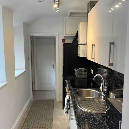 The Mews, Private Parking Included, 温德米尔