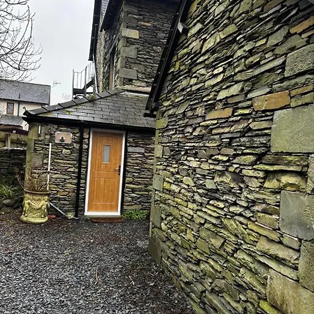 The Mews, Private Parking Included, Windermere